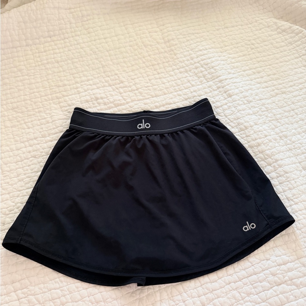 ALO Yoga Black Skirt with Built-In Shorts